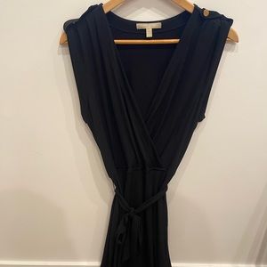 Banana Republic - Flattering faux wrap dress